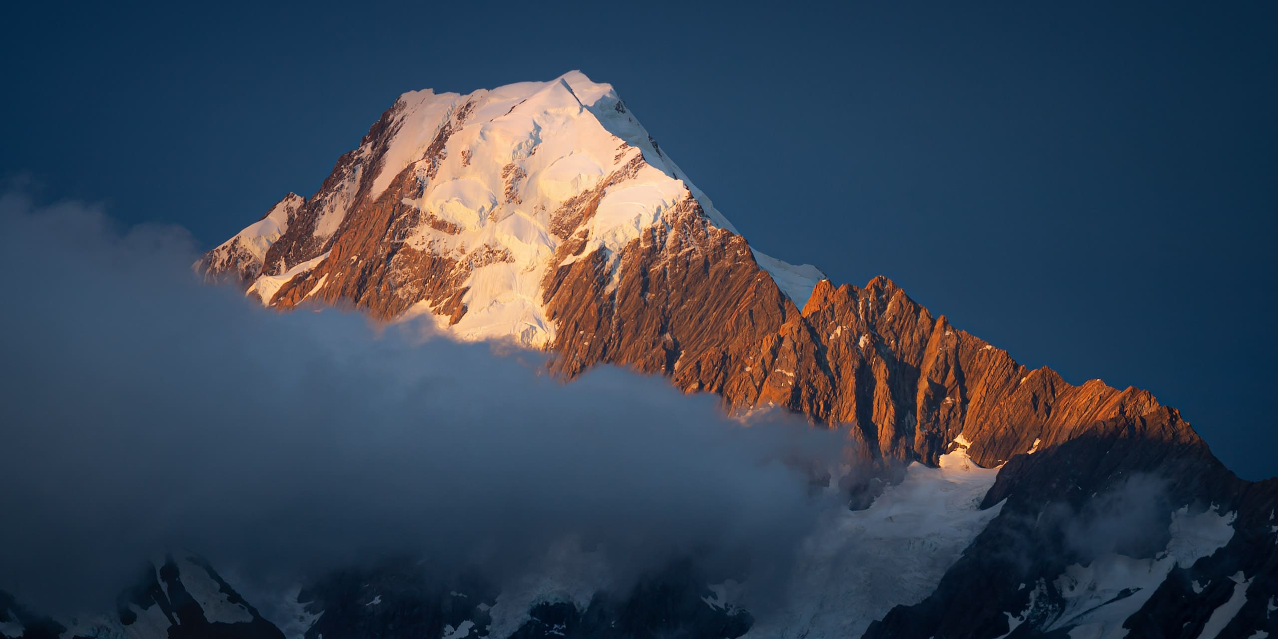 Aoraki/Mount Cook at sunset